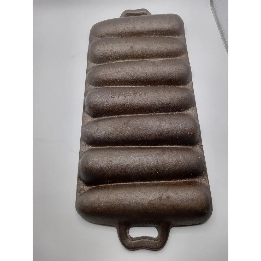 Vintage Cast Iron Corn Bread Pan Muffin Mold Ear of Corn on the Cob Shape